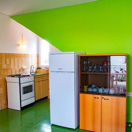 Apartment Tony - 2Bdr Beachfront Jadrija Εξωτερικό φωτογραφία