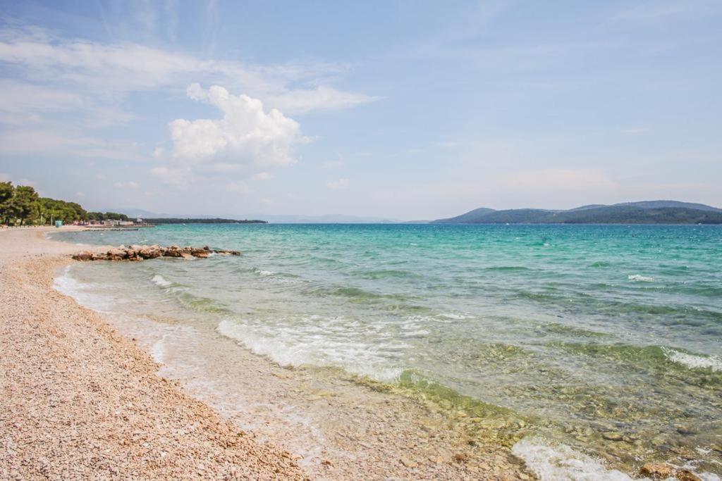 Apartment Tony - 2Bdr Beachfront Jadrija Εξωτερικό φωτογραφία