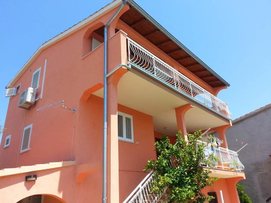 Apartment Tony - 2Bdr Beachfront Jadrija Εξωτερικό φωτογραφία